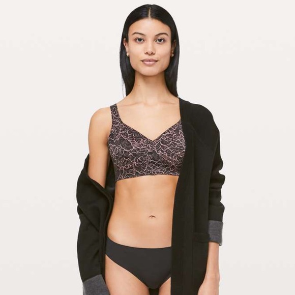 Lululemon Like Nothing Bra in Spanish Rose - Picture 3 of 5